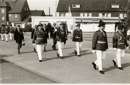 neu-42